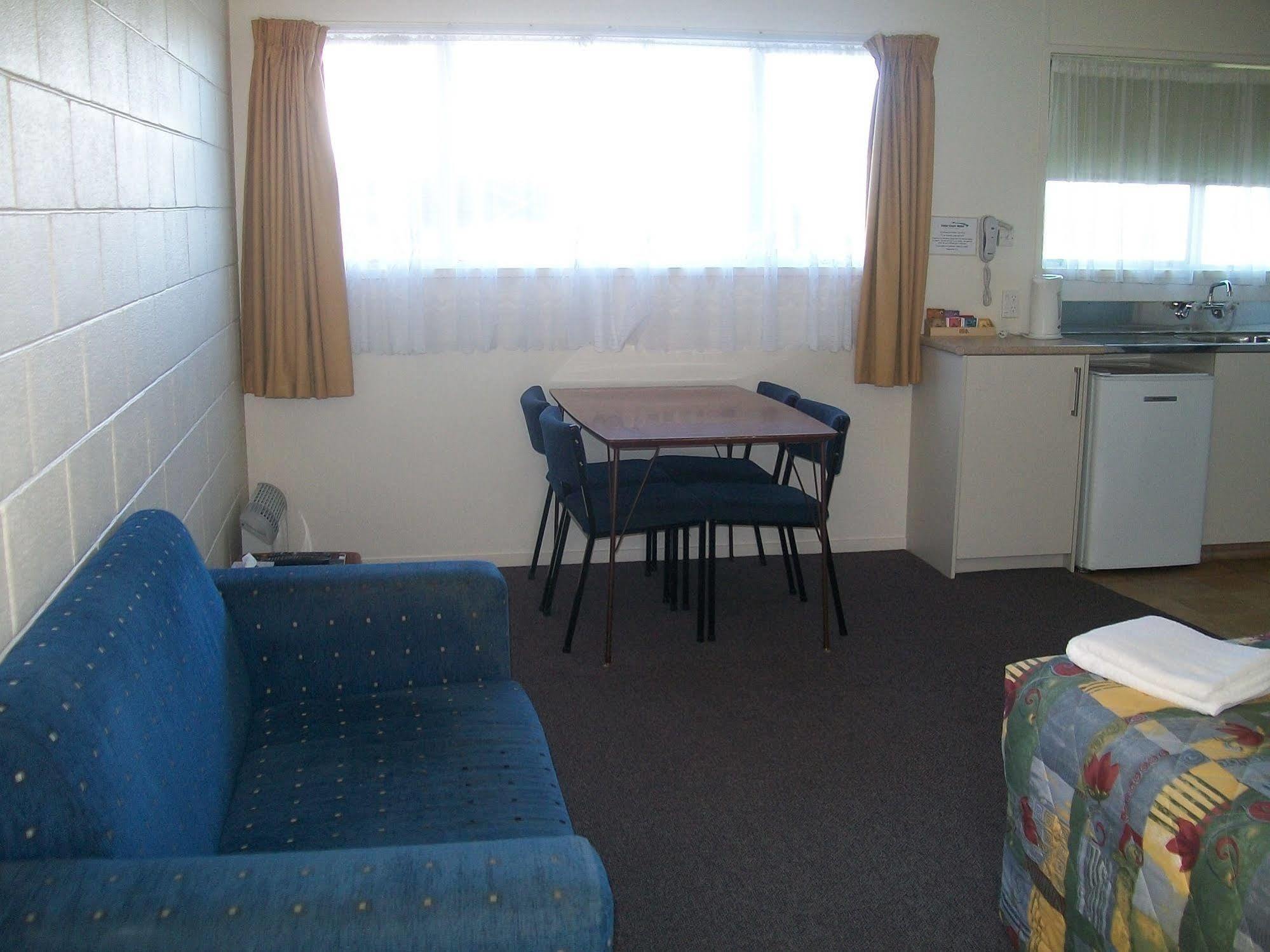 Cedar Court Motel Napier Exterior foto